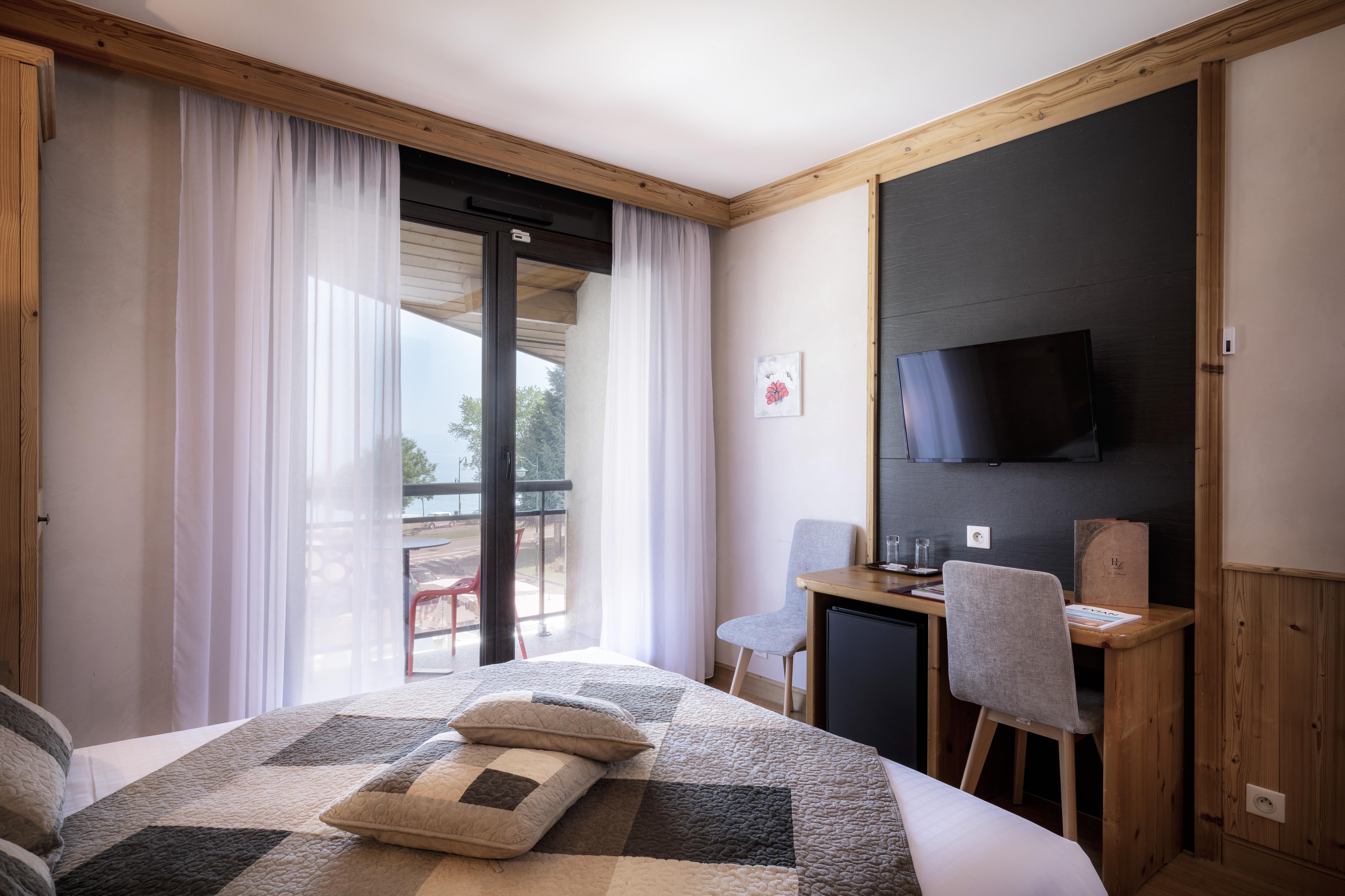 Hotel Le Littoral Evian-les-Bains Exterior photo